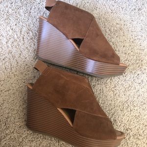 Brown Wedges
